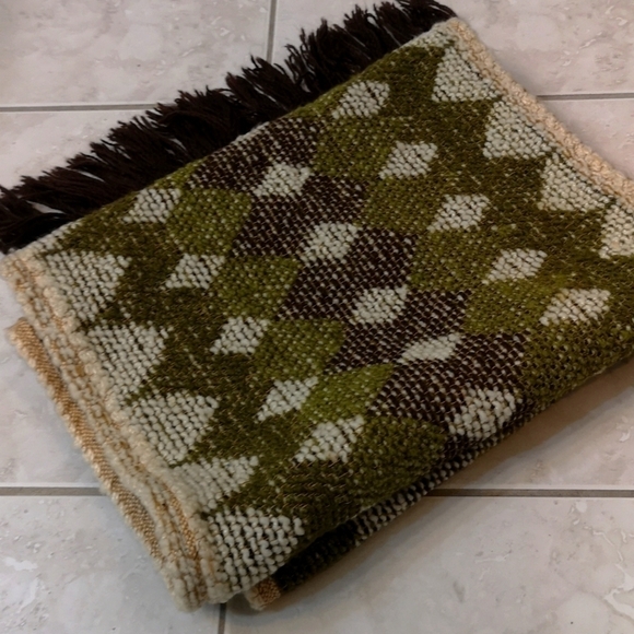 70S MCM reproduction GREEN/BROWN chenille geometric Argyll fringed table runner - Picture 1 of 5